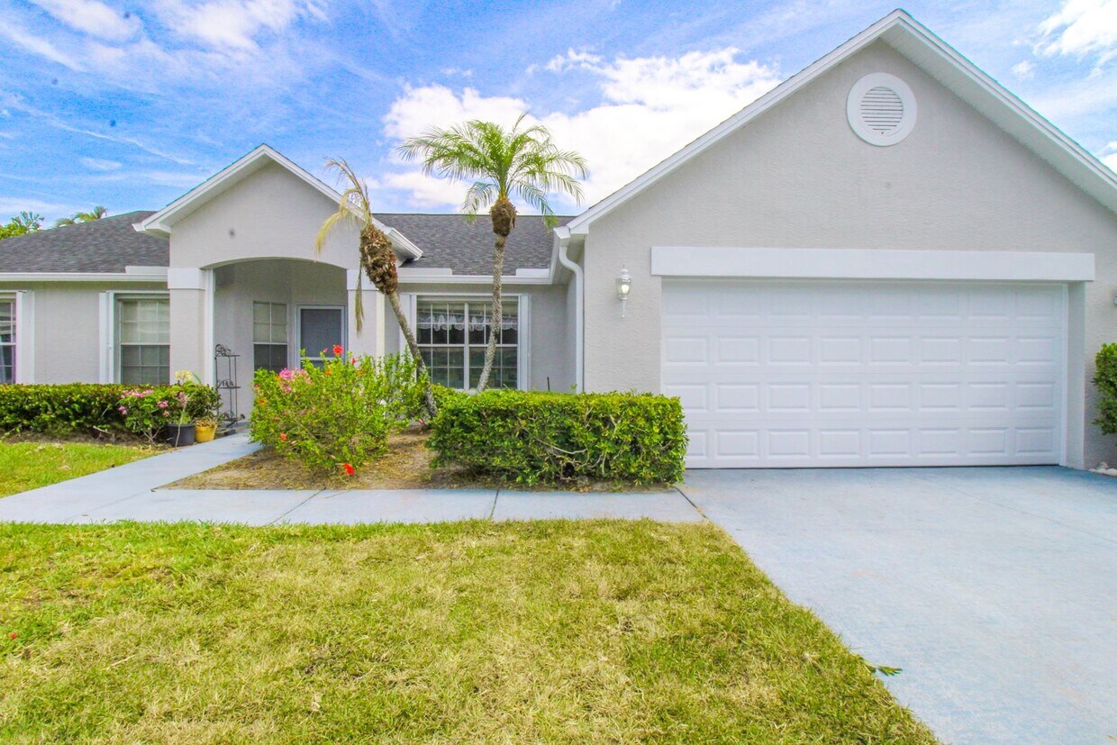 Primary Photo - ***POOL HOME***GREAT LOCATION***PLANTATION...