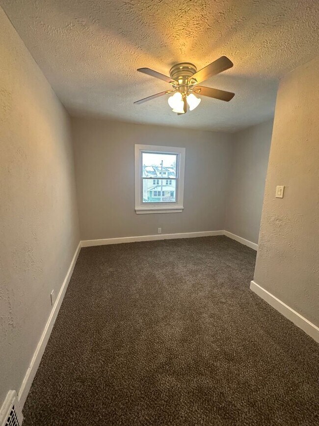 Foto del edificio - 4bd Single Garfield Cash Pay