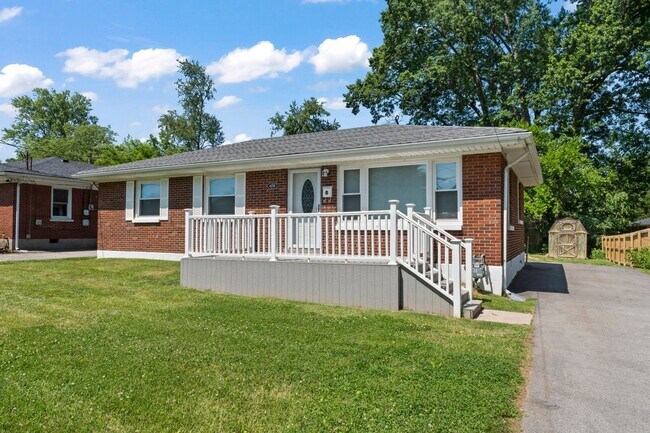 Building Photo - 3 br, 1 bath House - 8238 Virginia Rd