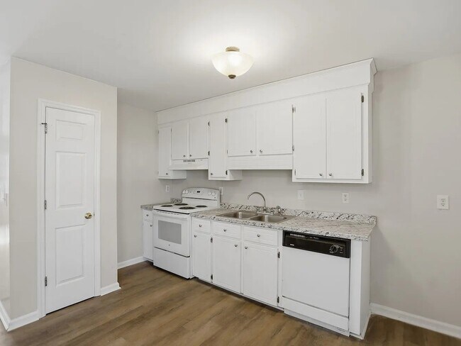 Foto del edificio - 4044 Cedars Pkwy