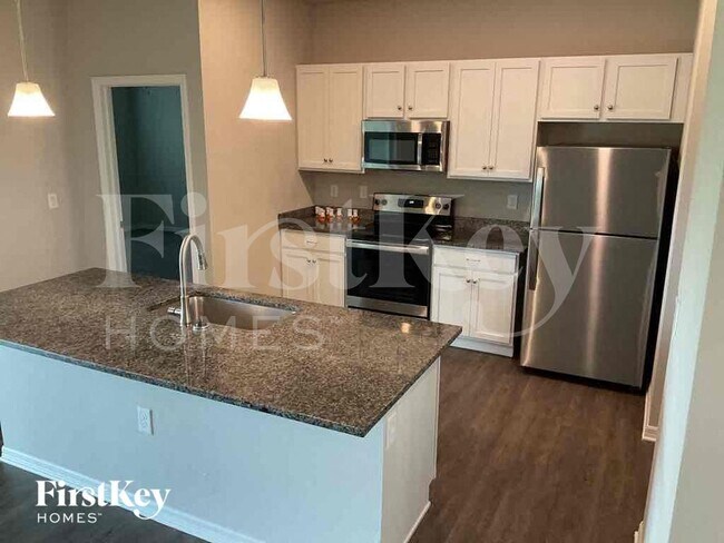 Foto del edificio - 2216 NW 18th Terrace