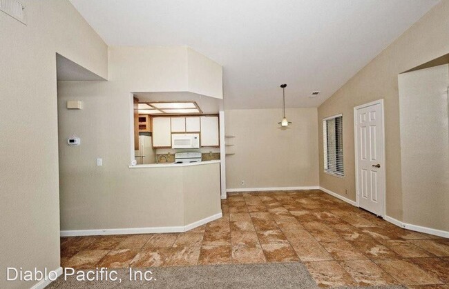 Building Photo - 2 br, 2 bath House - 3885 Crow Canyon Road