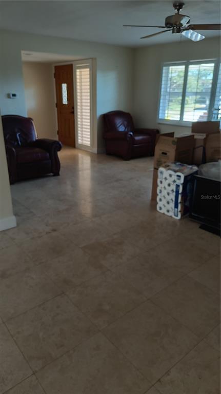 Building Photo - 4001 Harbor Hills Dr