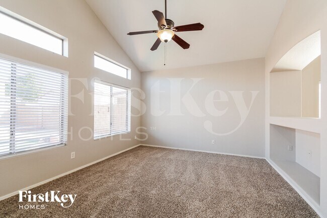 Building Photo - 8560 W Vogel Ave