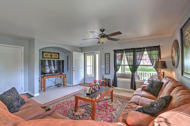 Foto del edificio - Single Family Home for Rent in New Castle