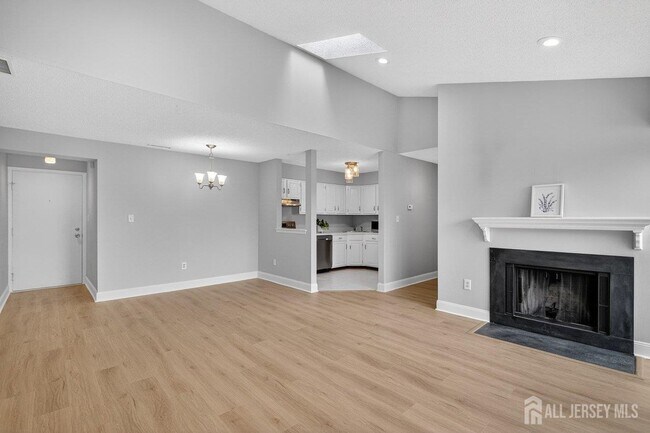 Foto del edificio - 304 Aspen Dr