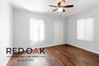 Building Photo - 12145 Pine St