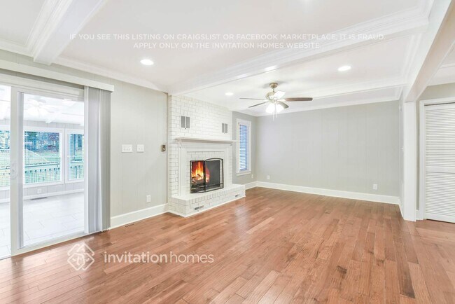 Foto del edificio - 9340 Pinenoll Ln