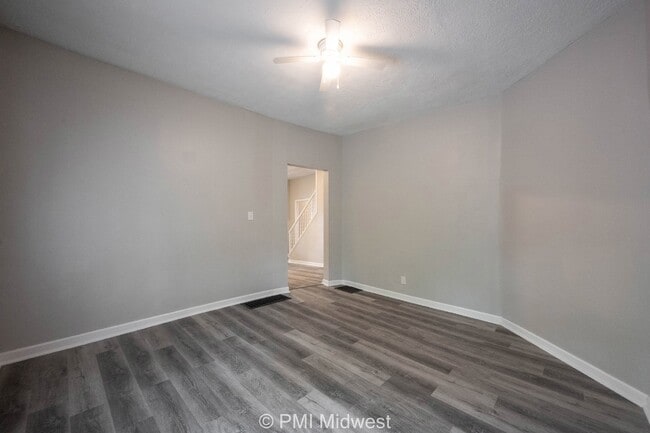 Building Photo - "Spacious 4-Bedroom Home on Orange Street with 2 Full Baths and 2260 Sq. Ft. in Indianapolis!"