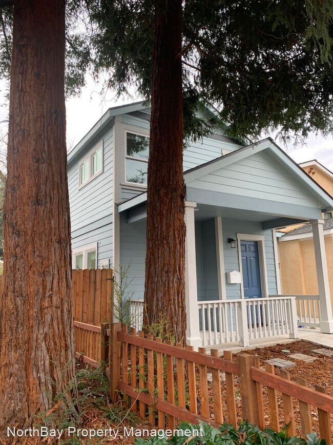Building Photo - 3 br, 2.5 bath House - 356 Ridgeway Avenue