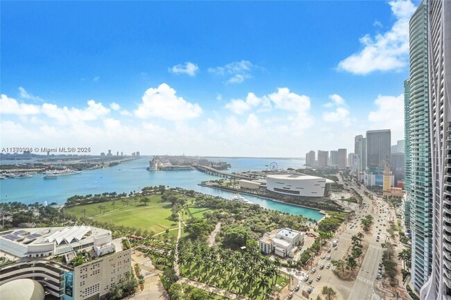 Building Photo - 1100 Biscayne Blvd