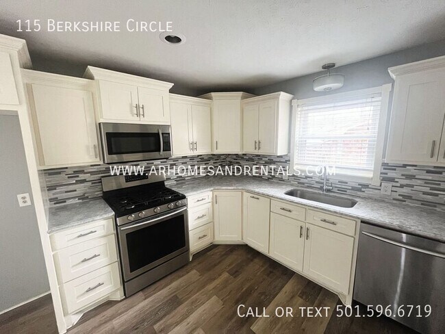 Foto del edificio - 115 Berkshire Cir