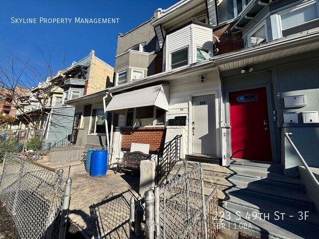 Building Photo - 223 S 49th St