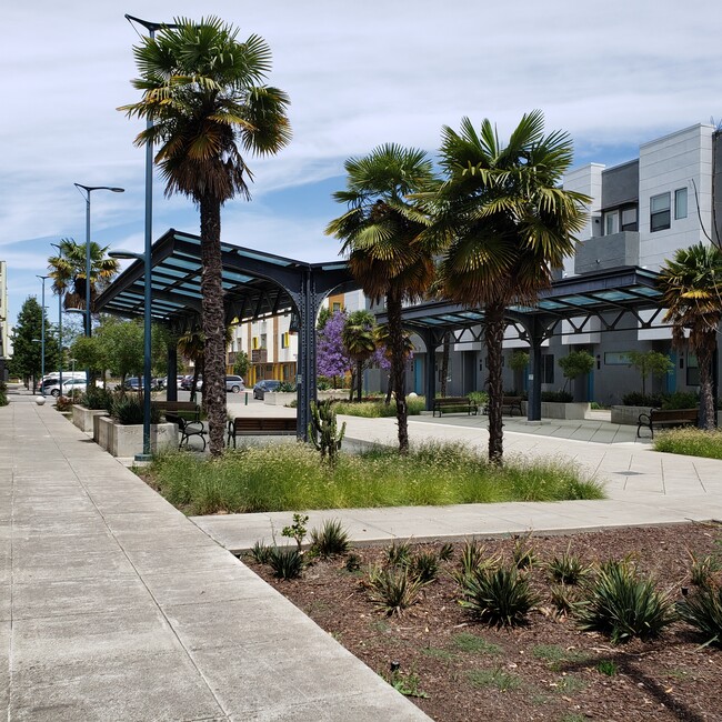 Building Photo - 1399 Pullman Way