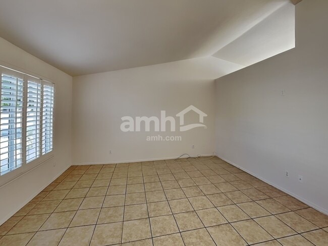Foto del edificio - 2727 N 87th Ave