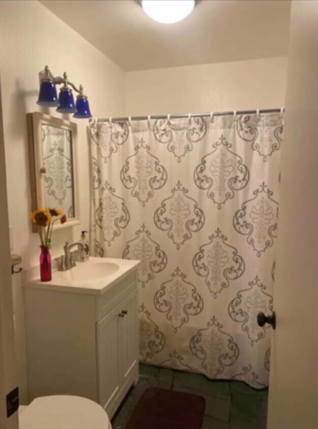Foto principal - 2477 20th St