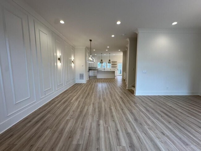 Foto del edificio - 4802 Moonview Ln