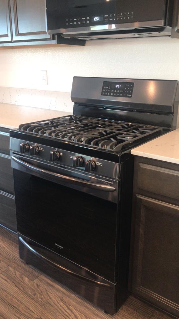 Building Photo - 2449 Explorador Dr