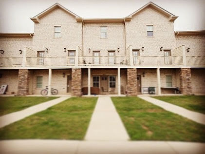 Foto del edificio - 430 Wesley Pl