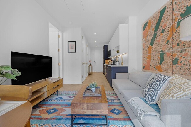 Building Photo - 980 6th Ave