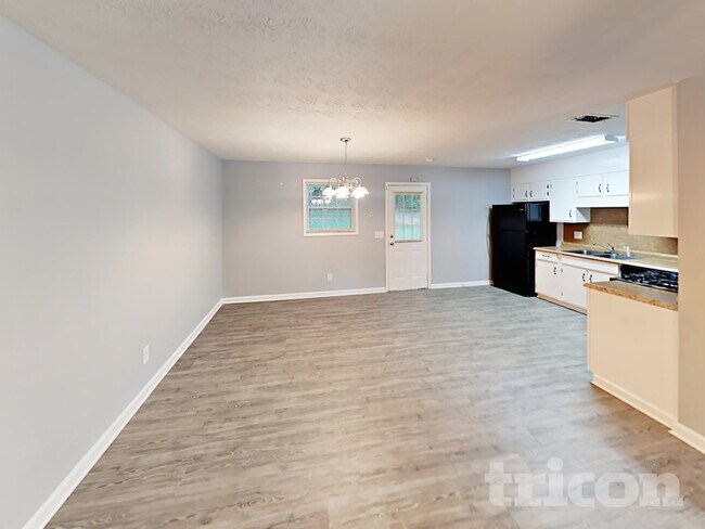 Building Photo - 3964 Cindy Dr