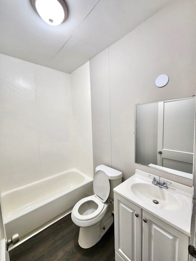 Building Photo - 1521 27th Street Ensley