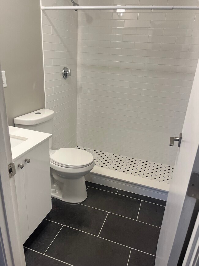 Foto del edificio - 226 Parker Hill Ave