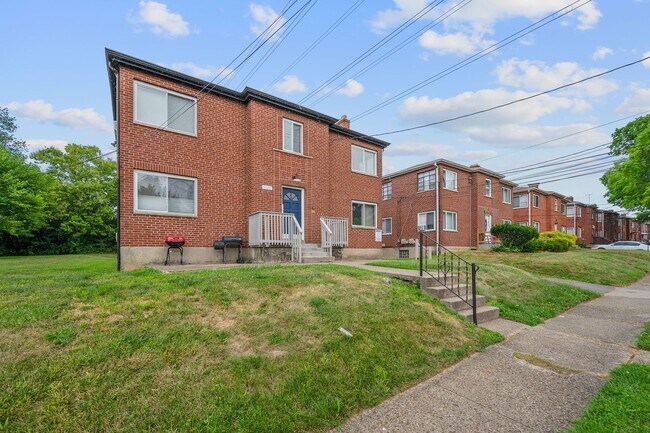 Building Photo - 7796 Stillwell Rd