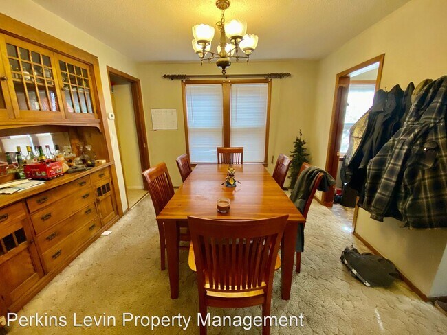 Foto del edificio - 5 br, 3 bath House - 852 18th Ave. SE