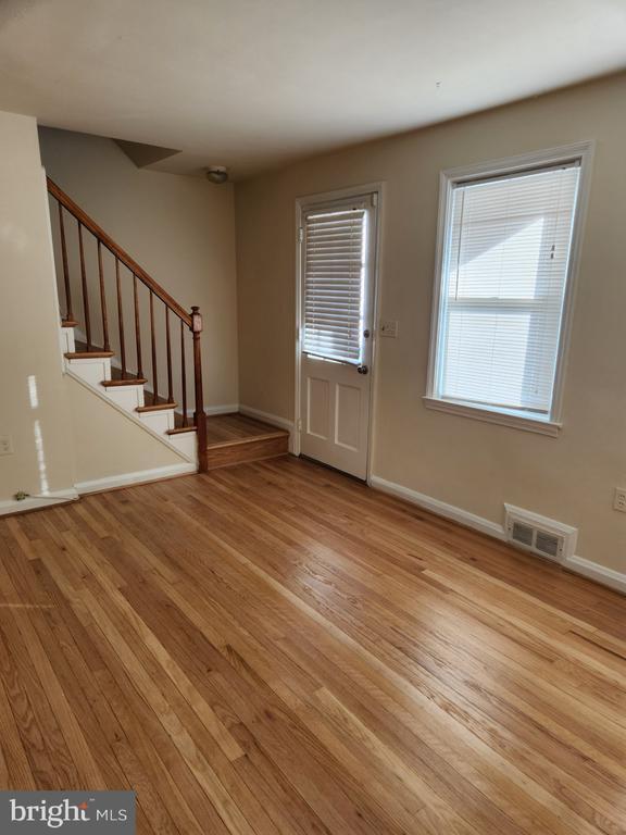 Foto principal - 1330 Meridene Dr