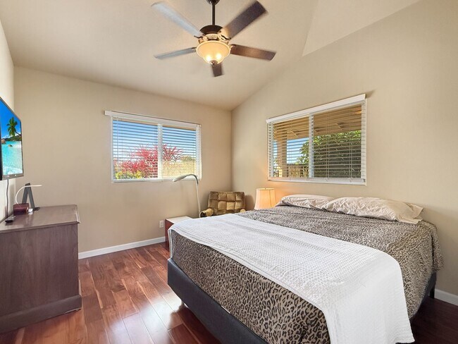 Foto del edificio - Fully Furnished Single Level Home with a Pool