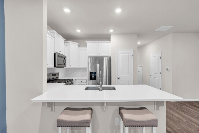 Foto del edificio - 19 Katherine Dr