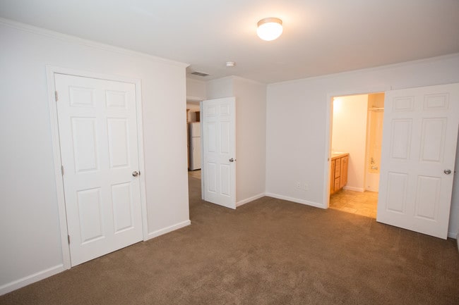 Building Photo - 2074 Harpy Eagle Ct