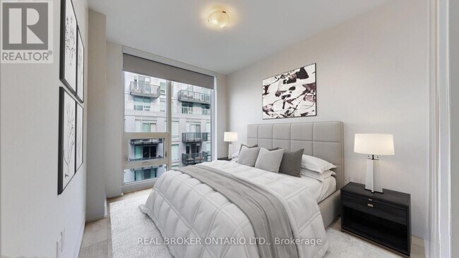 Building Photo - 2450 Old Bronte Rd