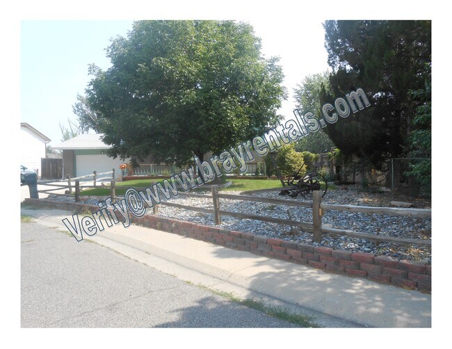 Building Photo - 476 Fruitwood Dr