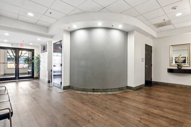 Foto del edificio - 106 S Ridgeland Ave
