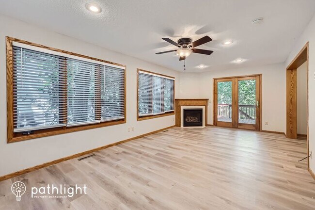 Foto del edificio - 2110 W 106th St