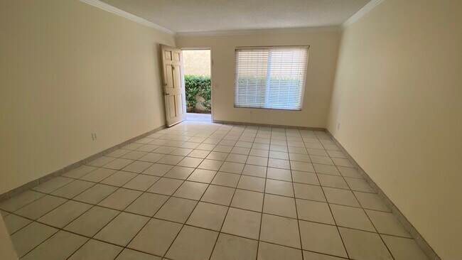 Living room enterence - 10065 De Soto Ave