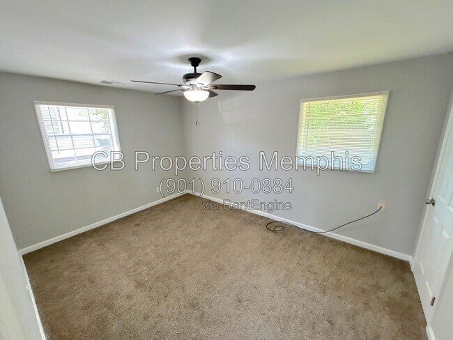 Foto del edificio - 3825 Glenburee St