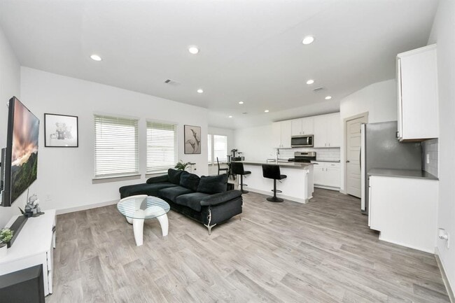 Building Photo - 7706 Caspian Rnch Dr