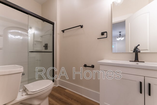 Foto del edificio - 874 Fletcher Ave