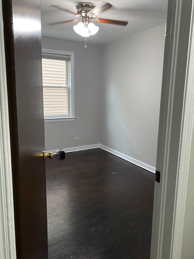 Foto del edificio - 4856 Mulford St