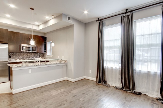 Living Area/Kitchen - 1333 Euclid St NW