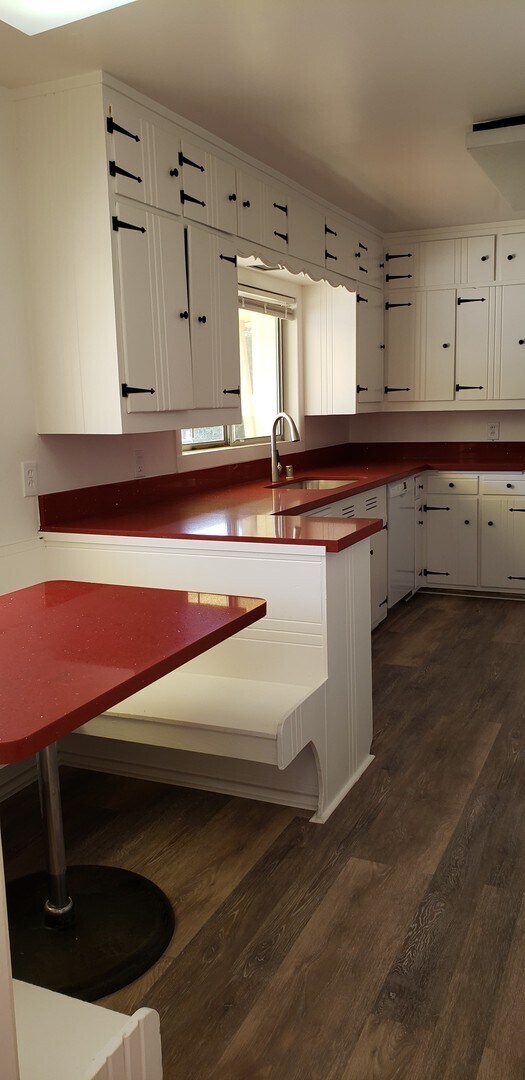 Foto del edificio - Excellent, Well Preserved and Restored 3 Bedroom Home - Available Soon!