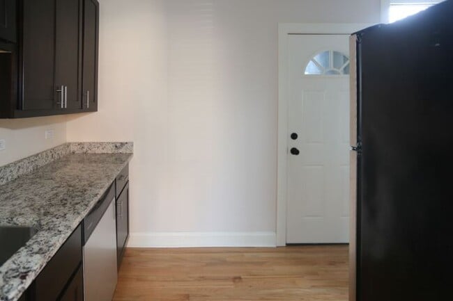 Foto del edificio - 4045 N Ashland