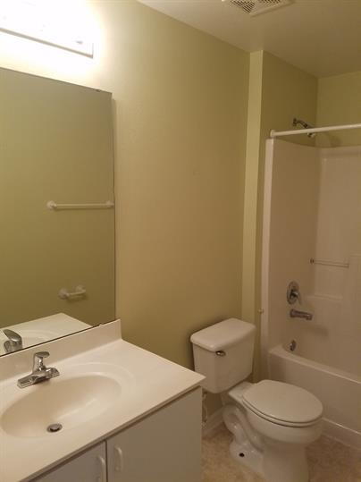 Foto del edificio - Spacious 4 bedroom, 2.5 bathroom house in Poinciana