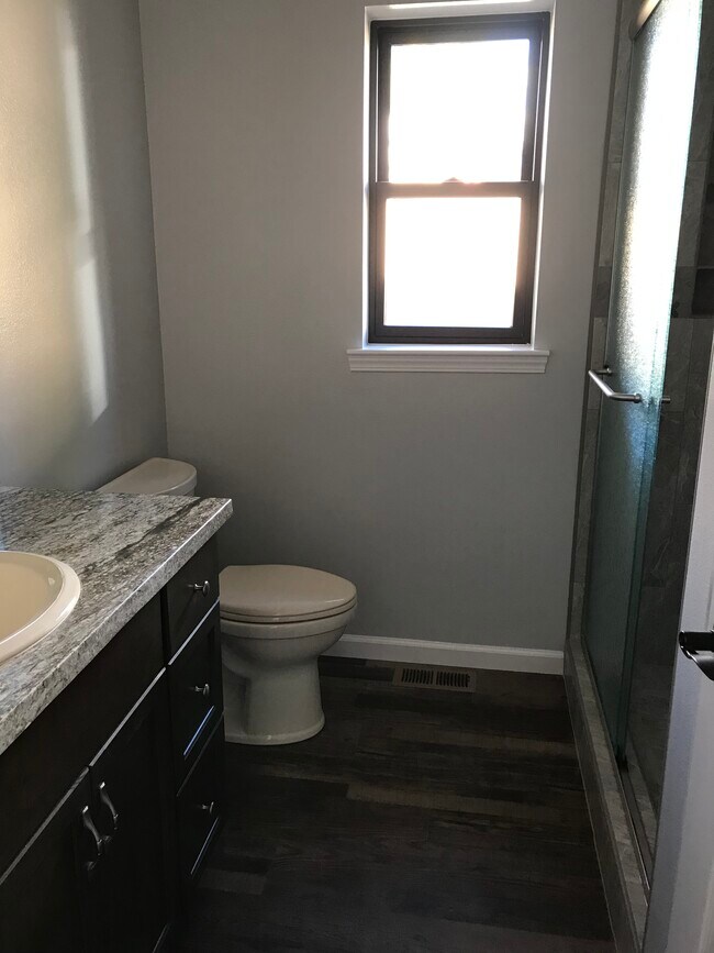 Bathroom - 15 Hilltop Dr