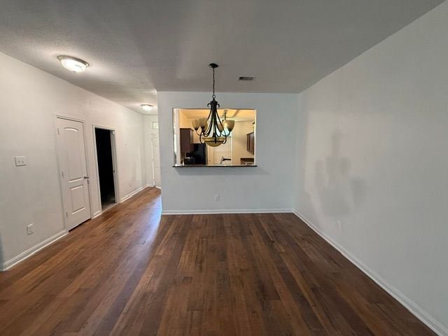 Foto del edificio - 17335 Osprey Forest Dr