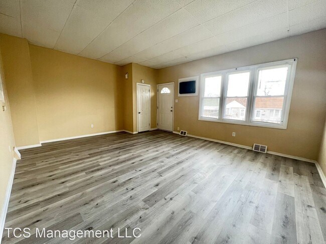 Foto del edificio - 3 br, 1.5 bath House - 163 Chadwick Avenue...
