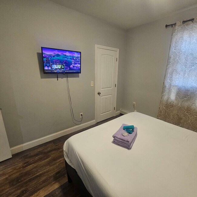 Foto del edificio - 378 Admiral St